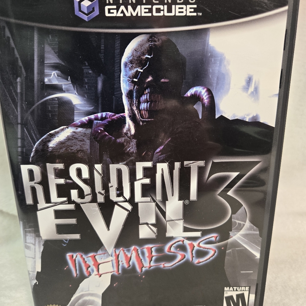 Resident Evil Nemesis 3 GameCube.